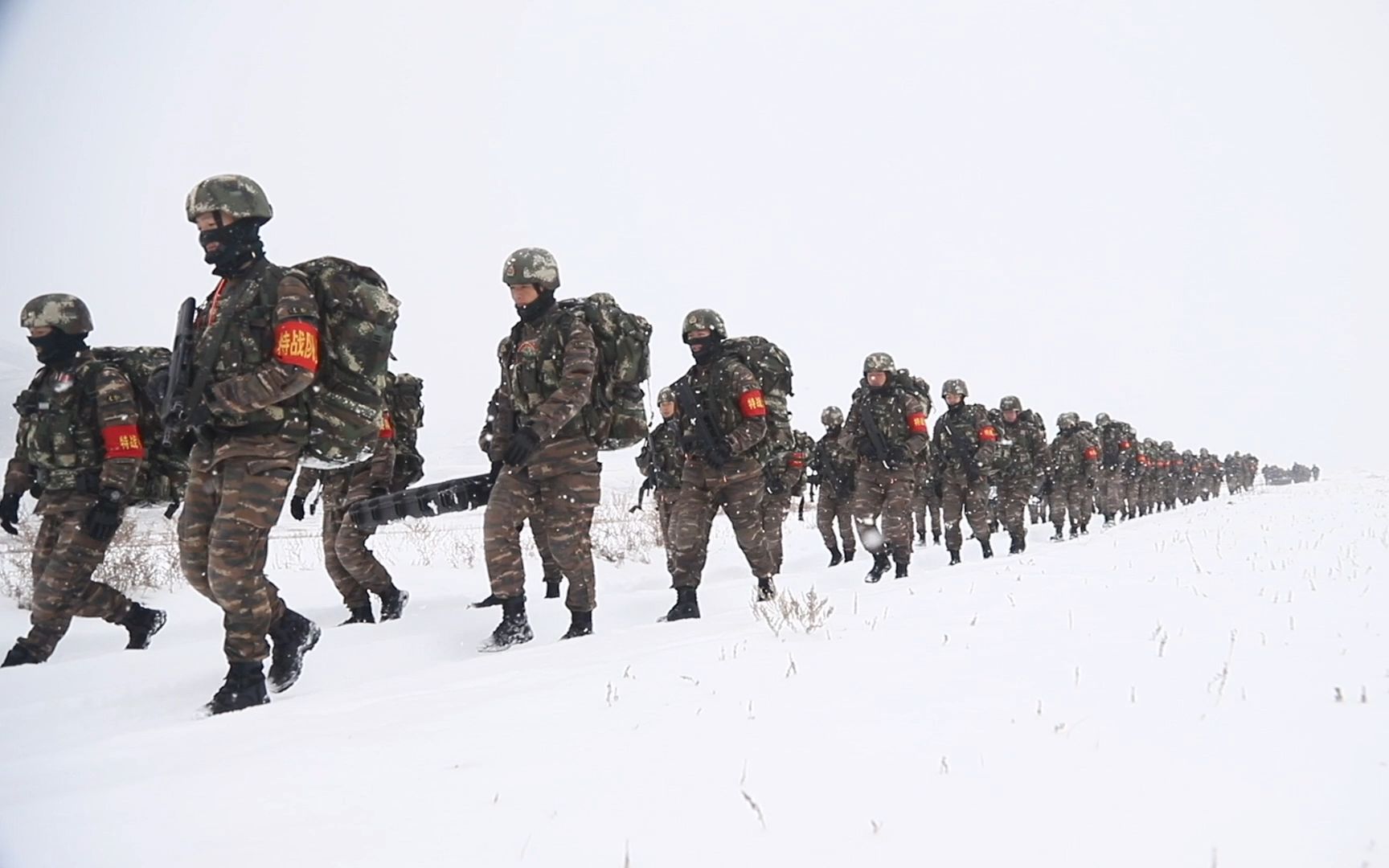 30公里雪地行军、战术射击、野外生存…… 武警超强“魔鬼特训”来了