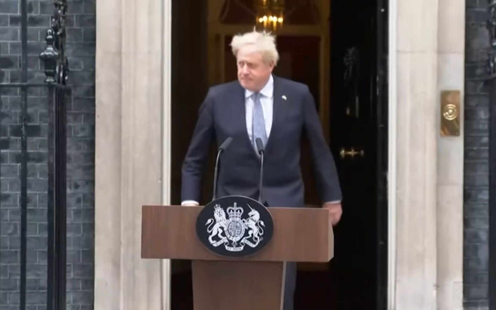 英国首相约翰逊发表辞职声明 致谢支持者展示自己“政绩”