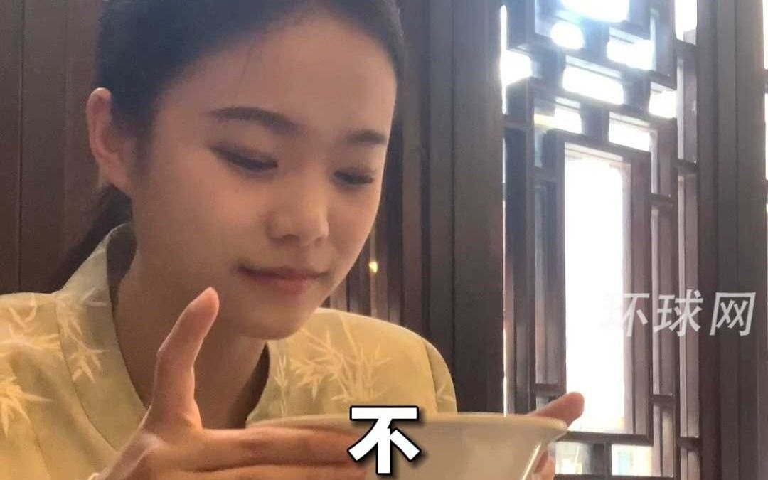 豆汁儿会惩罚每一个嘴硬的外地人，上一秒：我感觉还好，下一秒面露难色