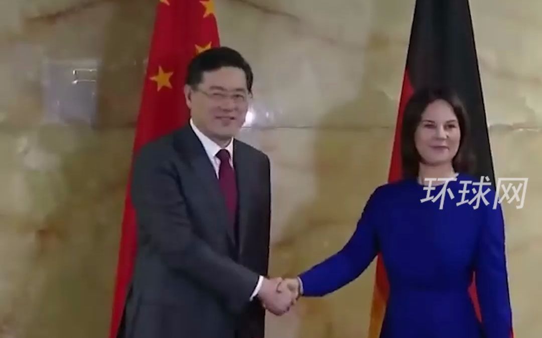 秦刚同德国外长贝尔伯克通电话：中德之间要合作而不是对抗