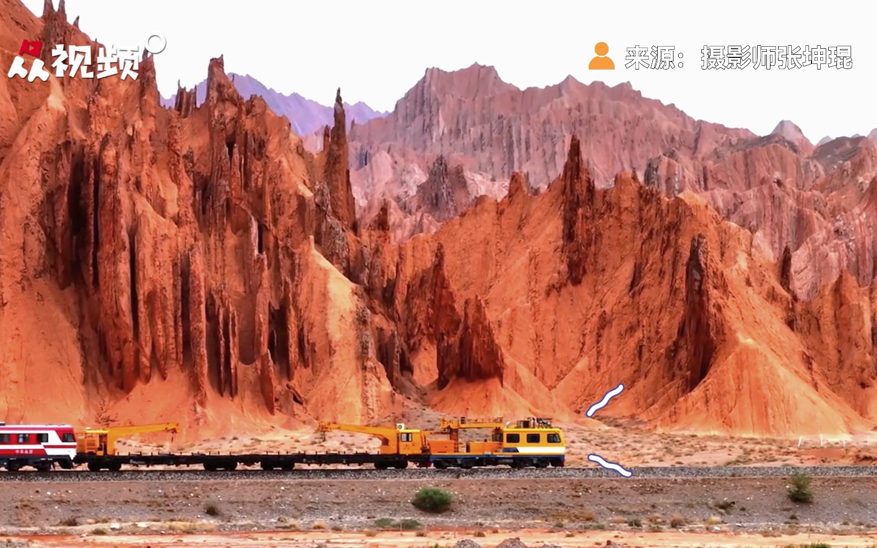 震撼！摄影师航拍梦幻独库公路，仿佛置身“游戏世界”