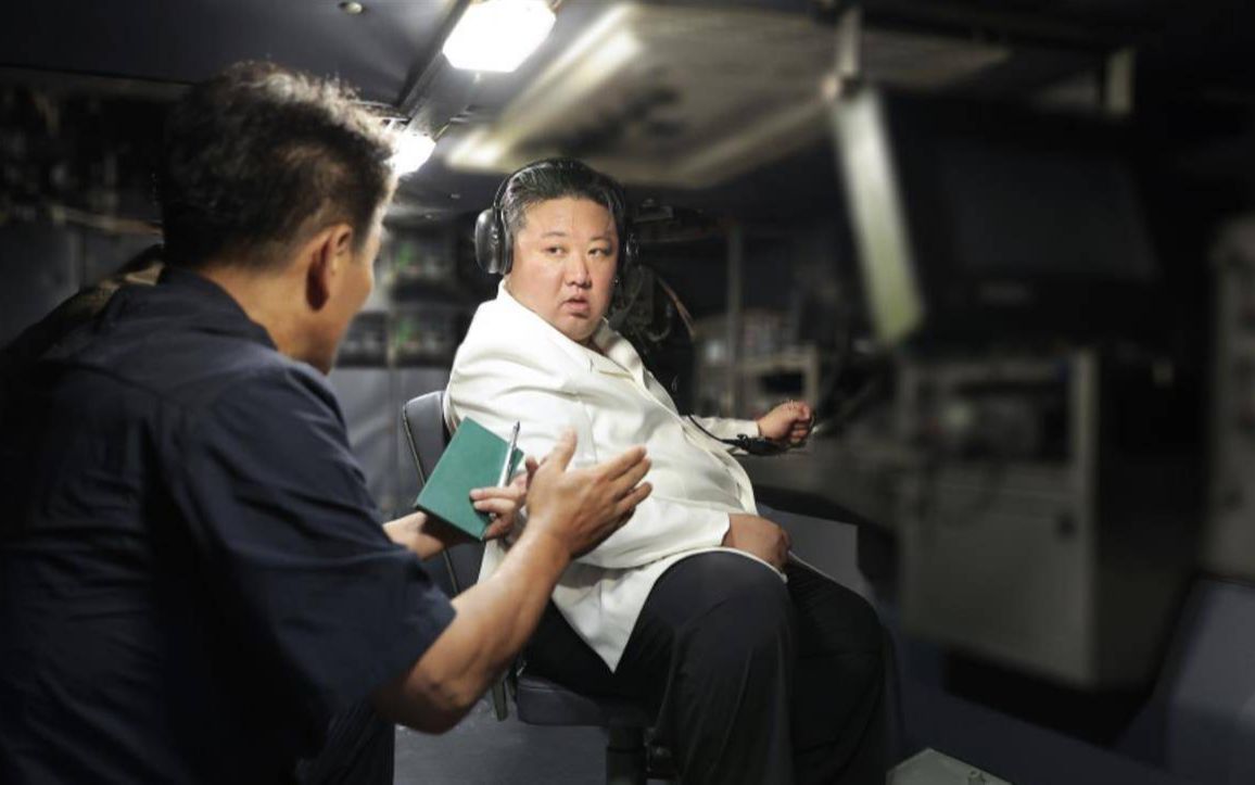 金正恩再视察军工厂 要求军方做好战备