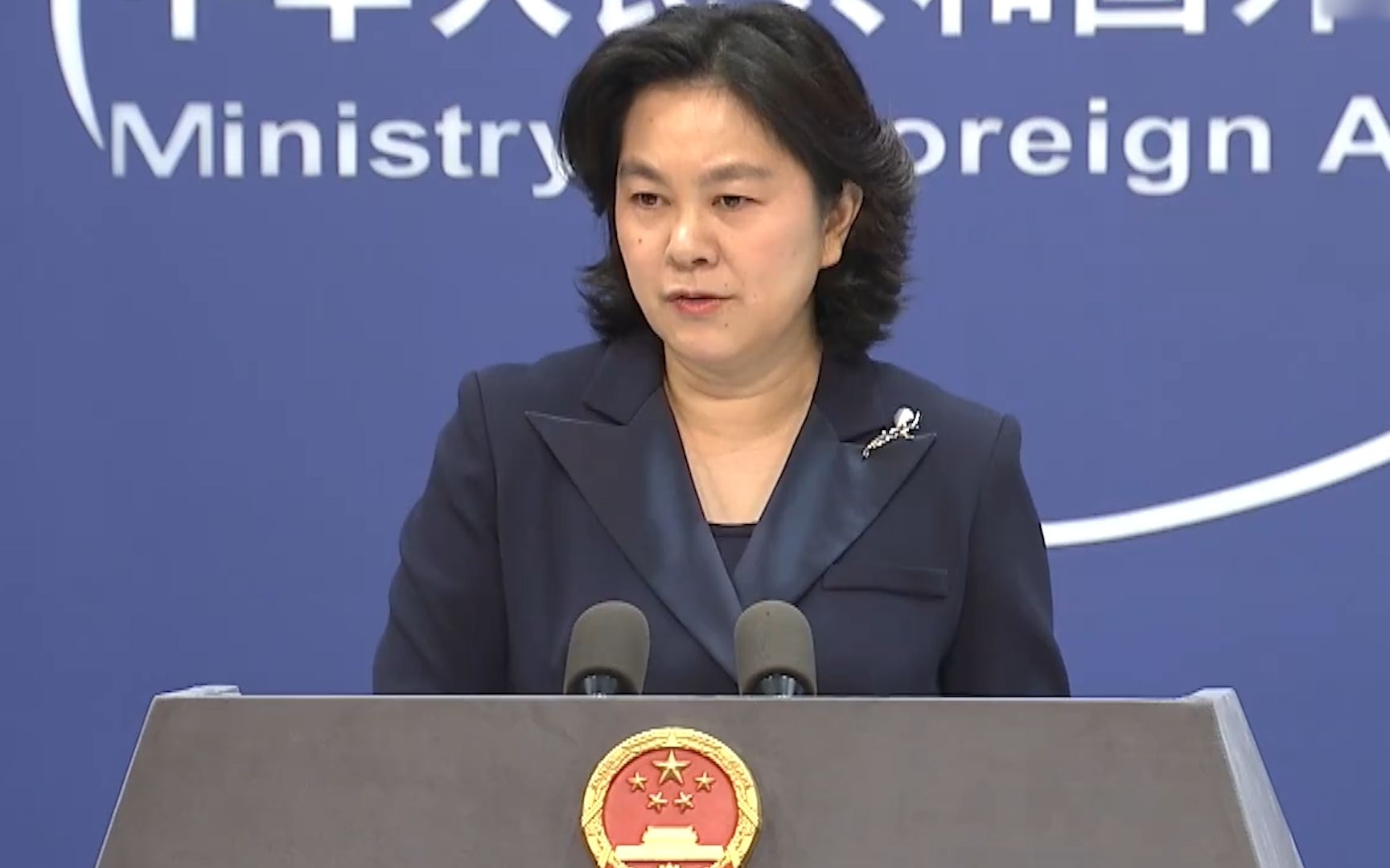 北约跟中国较劲 华春莹提醒：北约还欠着中国人民的血债 不要忘了