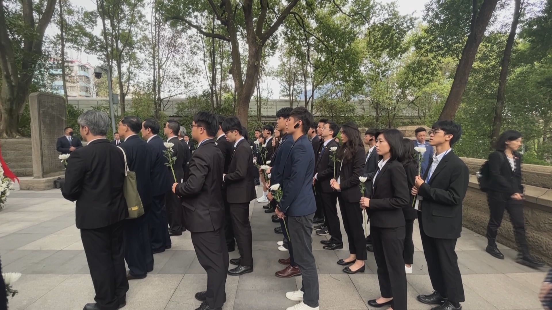 台湾青年：马英九大陆行激励岛内青年来大陆“脚踏实地”
