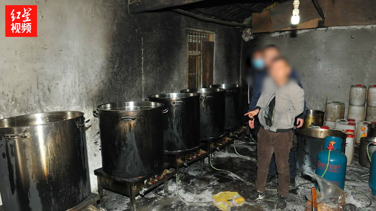 多家“美蛙鱼头”直营店炼制使用回收油被查：涉案7000万元