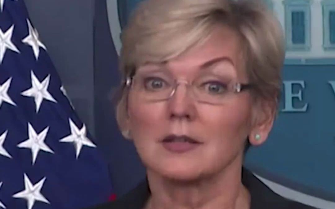 果然还能甩锅！迈阿密公寓倒塌后，美国高官的言论让舆论炸锅