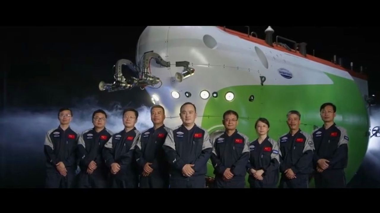 中国科研人员的工作场景看到泪目