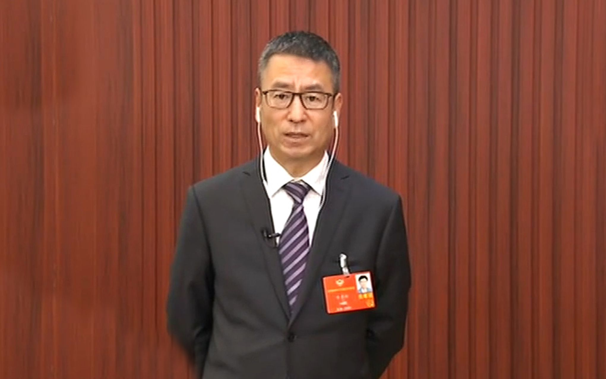 白岩松：对校园侵害尤其是性侵案件绝对零容忍！