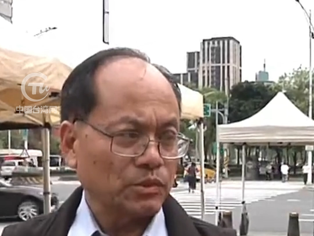 台民众挺马英九赴陆交流：不希望两岸开战！