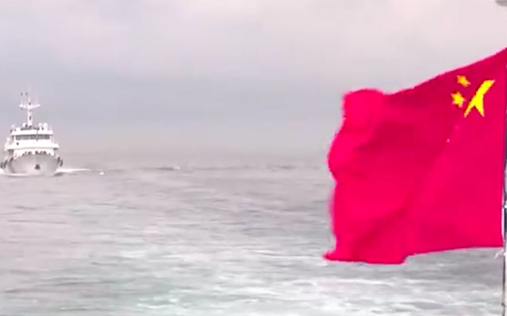 东部战区回应德舰过航台湾海峡