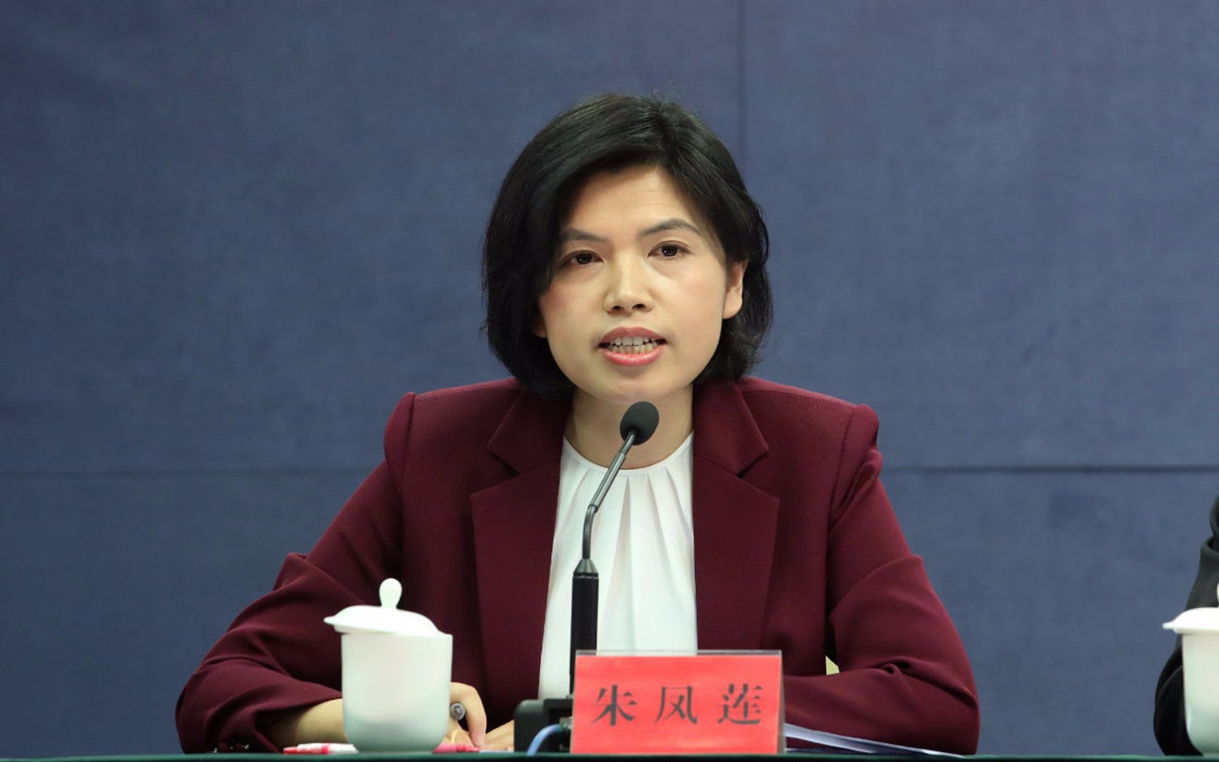 国台办：“不放弃使用武力”针对的是“台独”而非台湾同胞