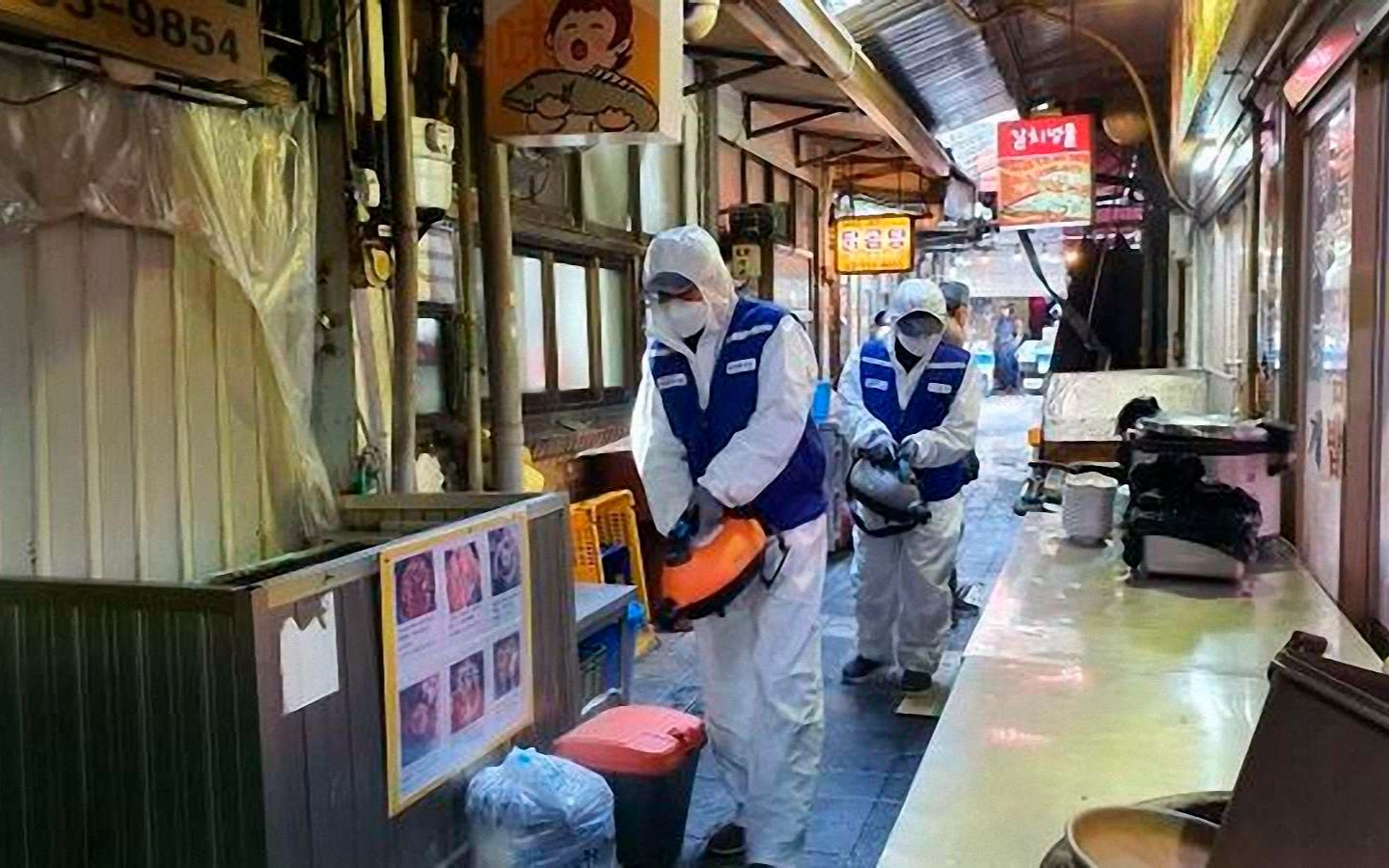 韩国首尔南大门市场暴发聚集感染 至少9人确诊 均在同一大楼工作
