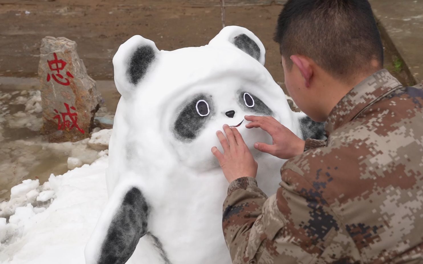 最硬核兵墩墩来了！