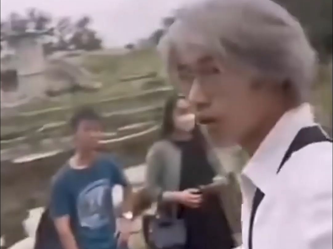 耿直哥：在圆明园阻止日本游客拍照的网红 这个问题你得回答