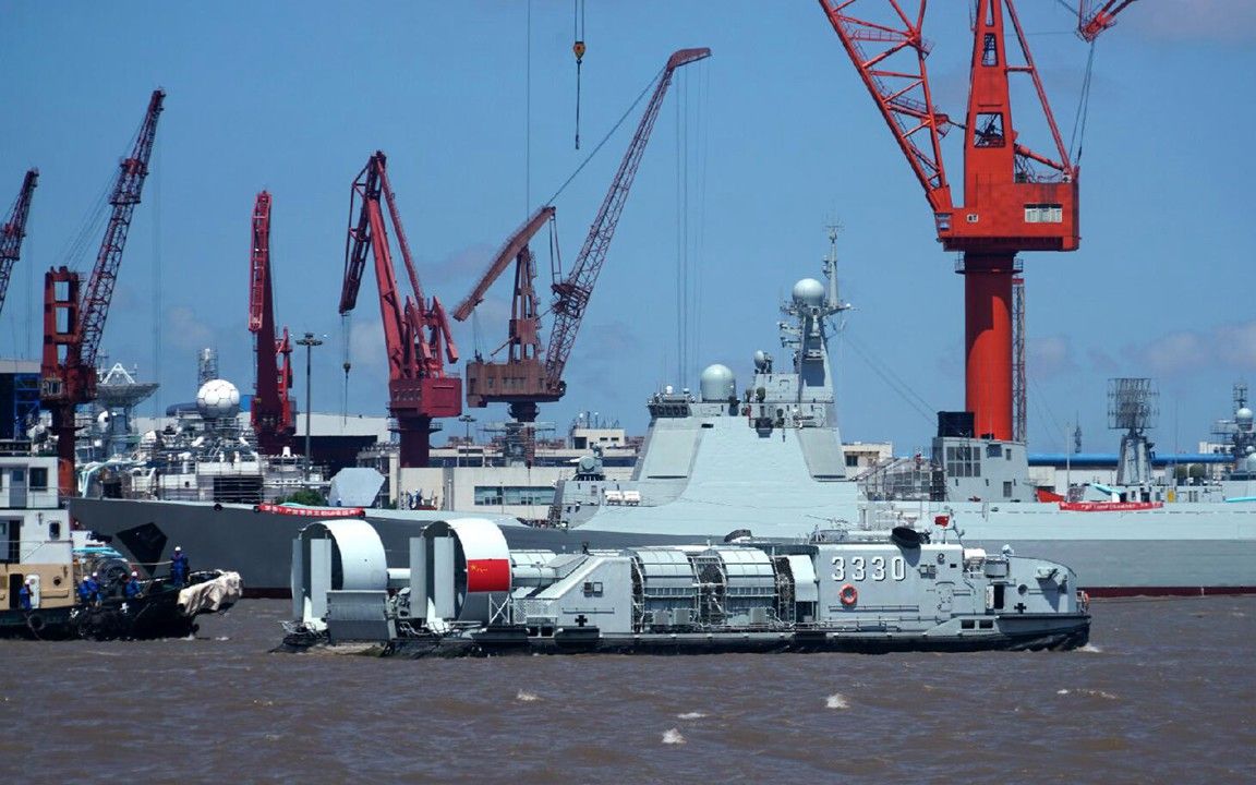 052DL首舰已开始服役，相比052D有何改进？外国人给出相当高的评价