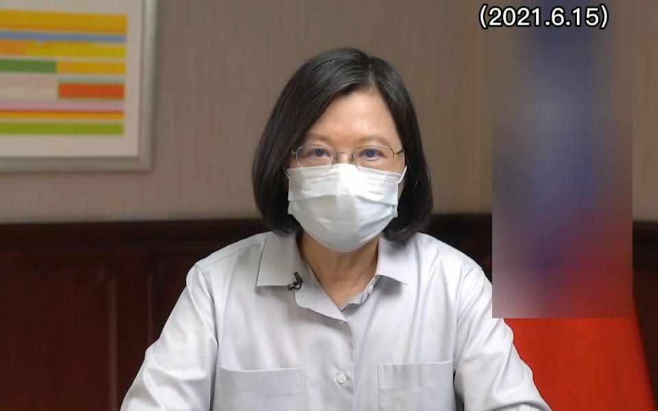 蔡英文呼吁老人施打疫苗，两天岛内就传出12起老人接种后猝死