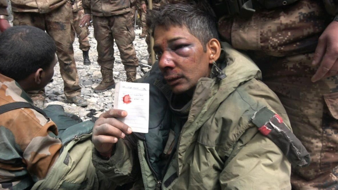印度士兵被俘照片泄露 巴基斯坦网友直呼过瘾