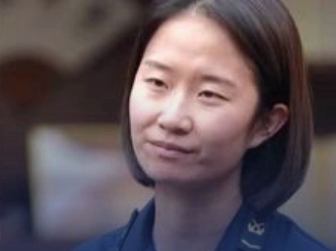 南昌舰女兵徐文茜：国防坚不坚固全看我们的专业能力 我们怎么敢不努力
