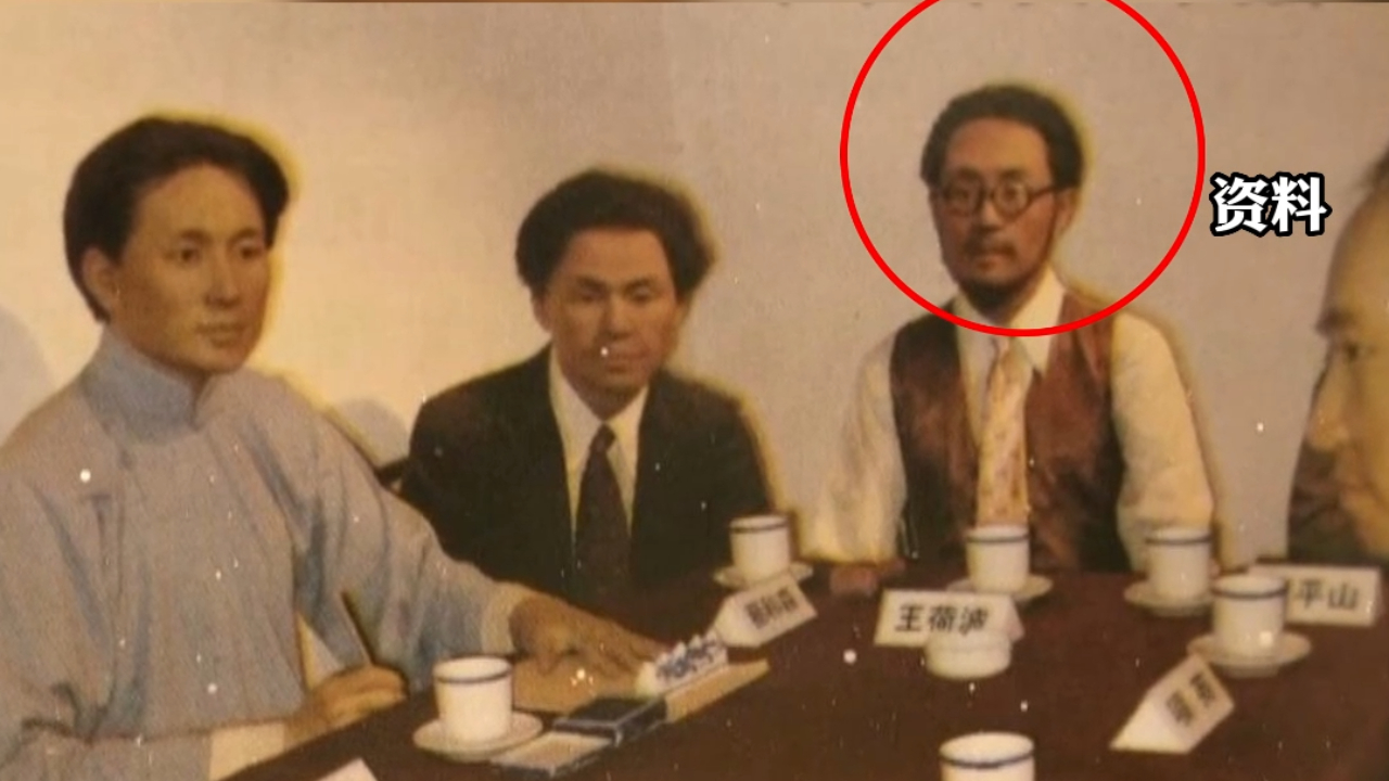 他是中国共产党早期的领导人之一，周总理亲切称他为“大哥”