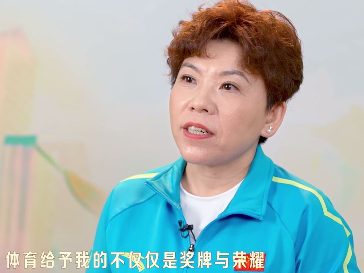 乒乓女王邓亚萍分享：主动管理自己的健康 做自己的健康冠军