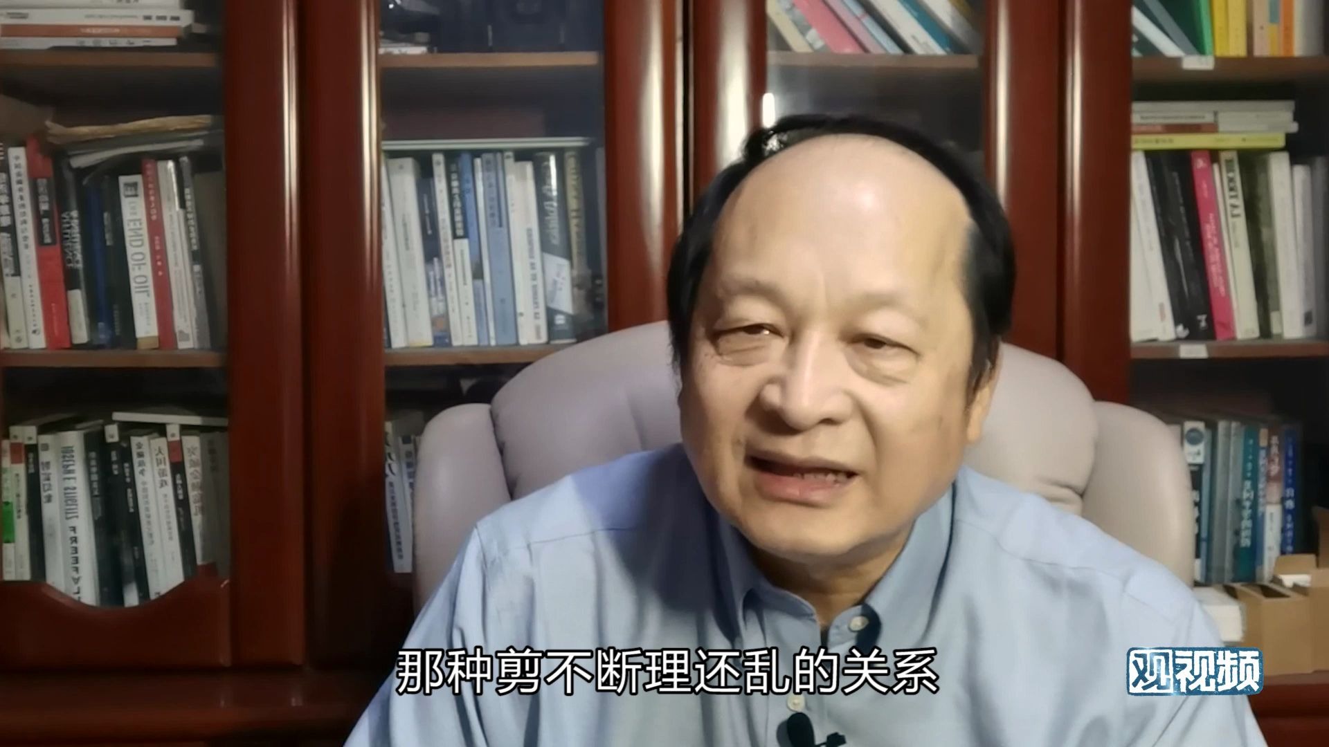 你们请大佬喝茶，大佬请你们看书！丁一凡老师的新书来啦！