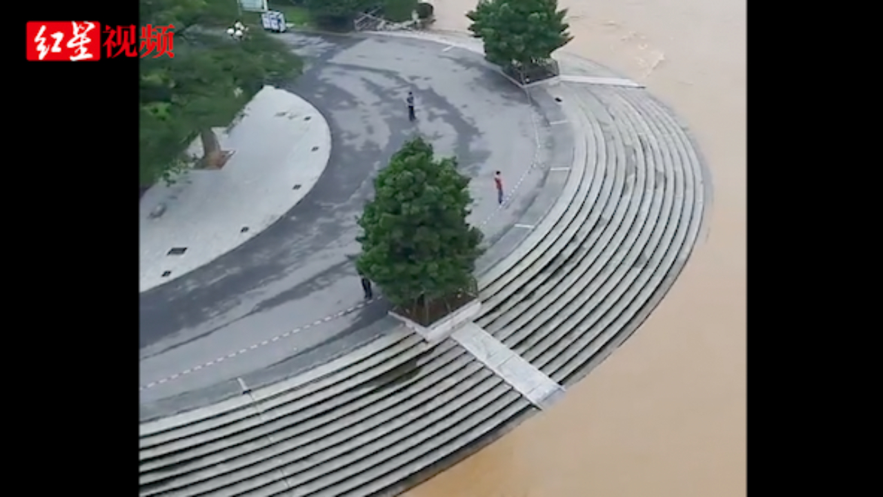 湖南再发洪水橙色预警 长沙橘子洲景区紧急闭园