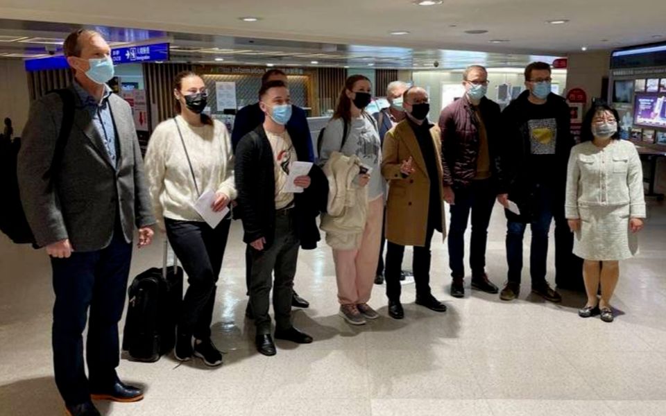 立陶宛等国议员又赴台“领赏”，台湾被西方反华势力玩弄于股掌