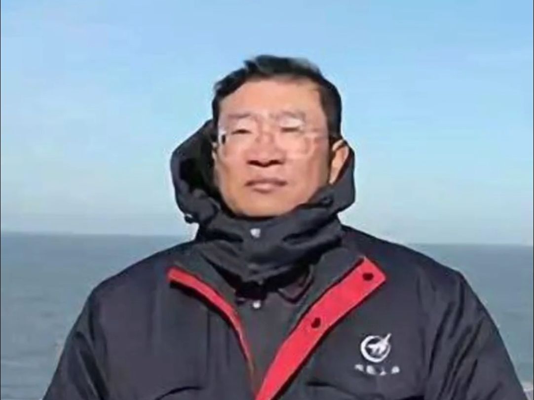 咱们有歼-35A了，多希望你能看见！12年了，一起缅怀“用尽一生托举战机升空”的罗阳！