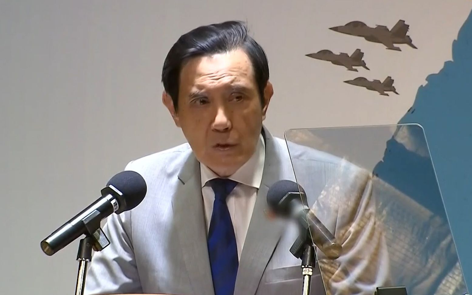 马英九三批蔡英文“联美抗陆”：把台湾推向战争边缘