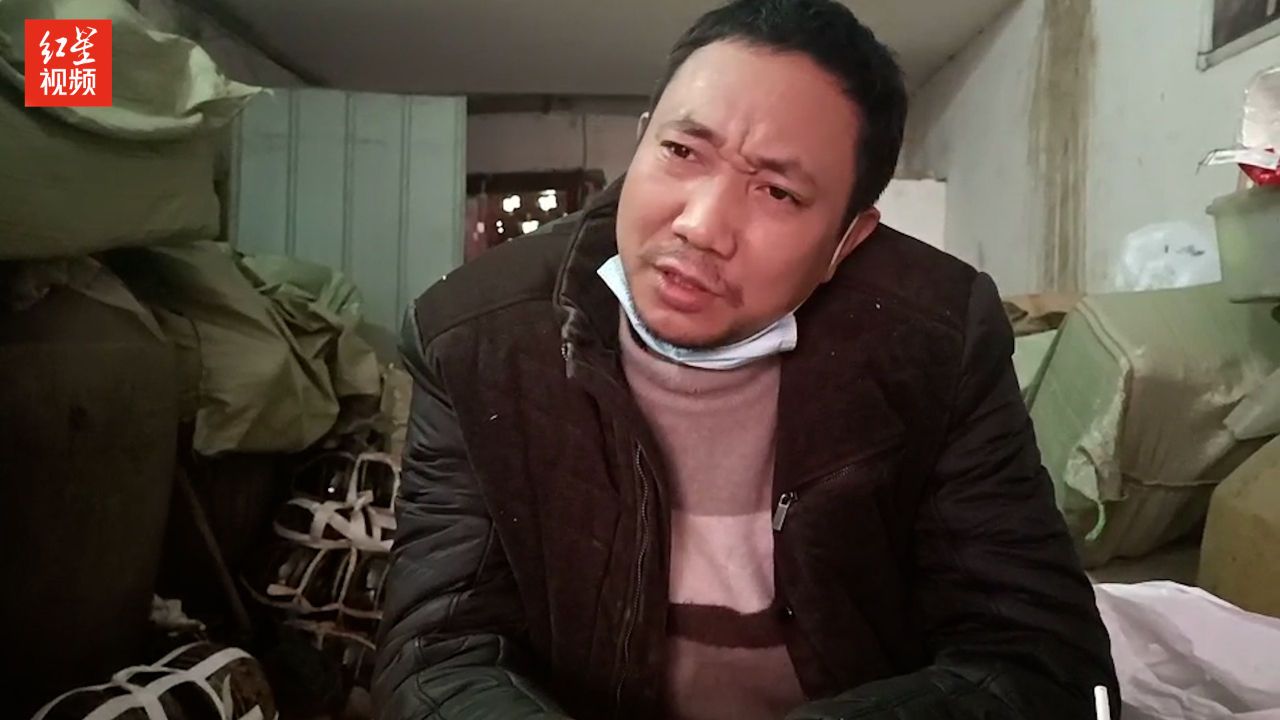 寻回被拐十年的儿子后 生父又无奈将其送回养父家