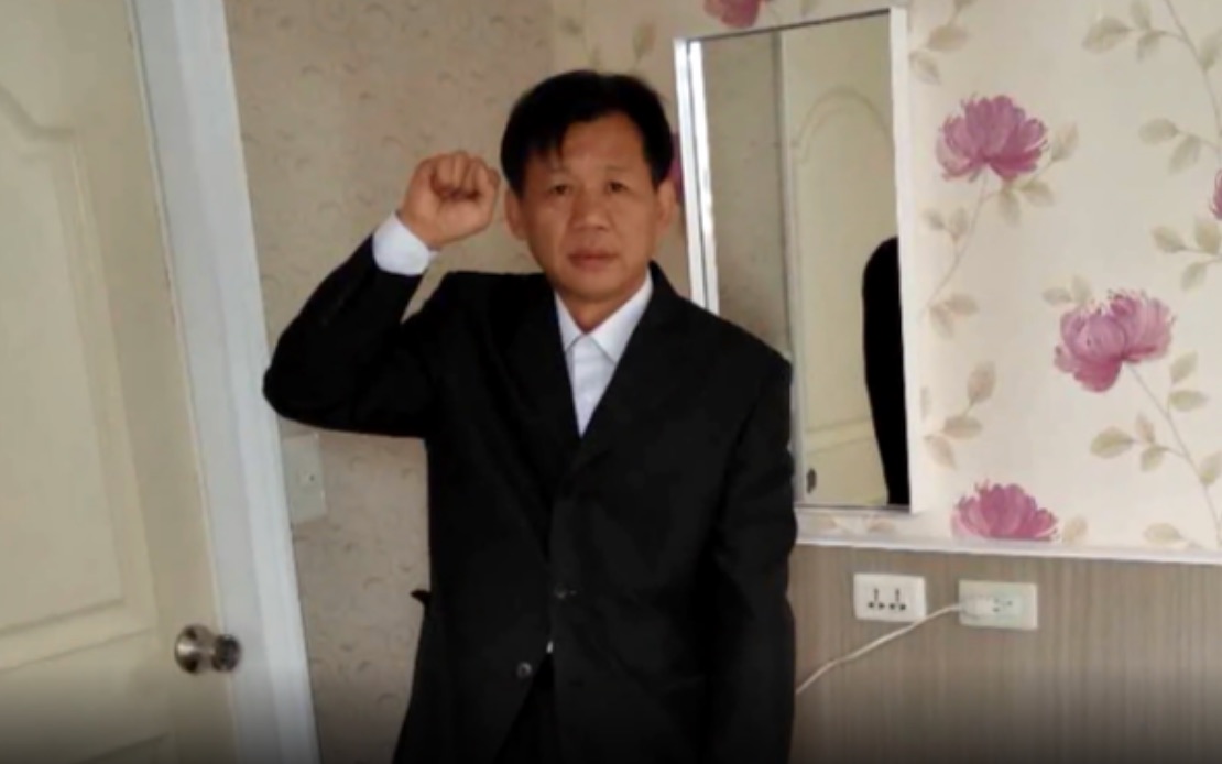 “我正式成为大总统！”他在酒店房间内“组党建国”