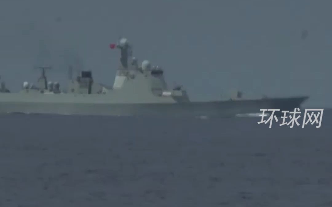 加军舰跑中国周边挑衅，加媒却炒遭中方“激光照射”