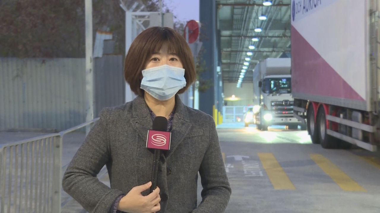驻港记者观察：100万剂国产疫苗运抵香港 运输全程专业严谨