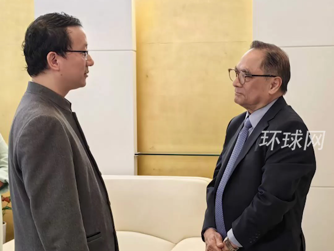 外交部亚洲司负责人会见菲驻华大使，向菲方提出严正交涉