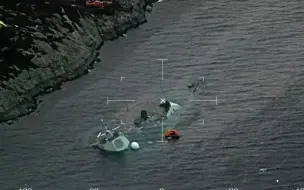 挪威海军撞船的护卫舰还泡在水里 打捞还没开始