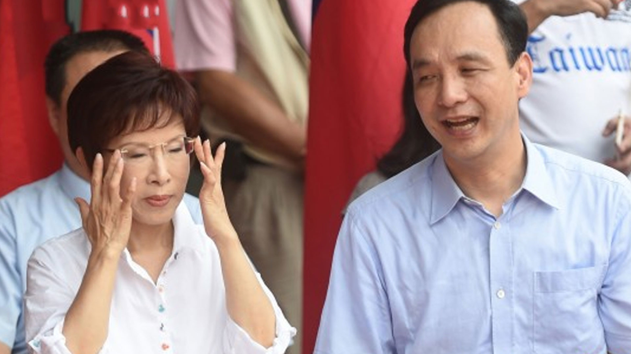 被问到对洪秀柱呼吁勇敢表达统一有何表态，朱立伦答非所问