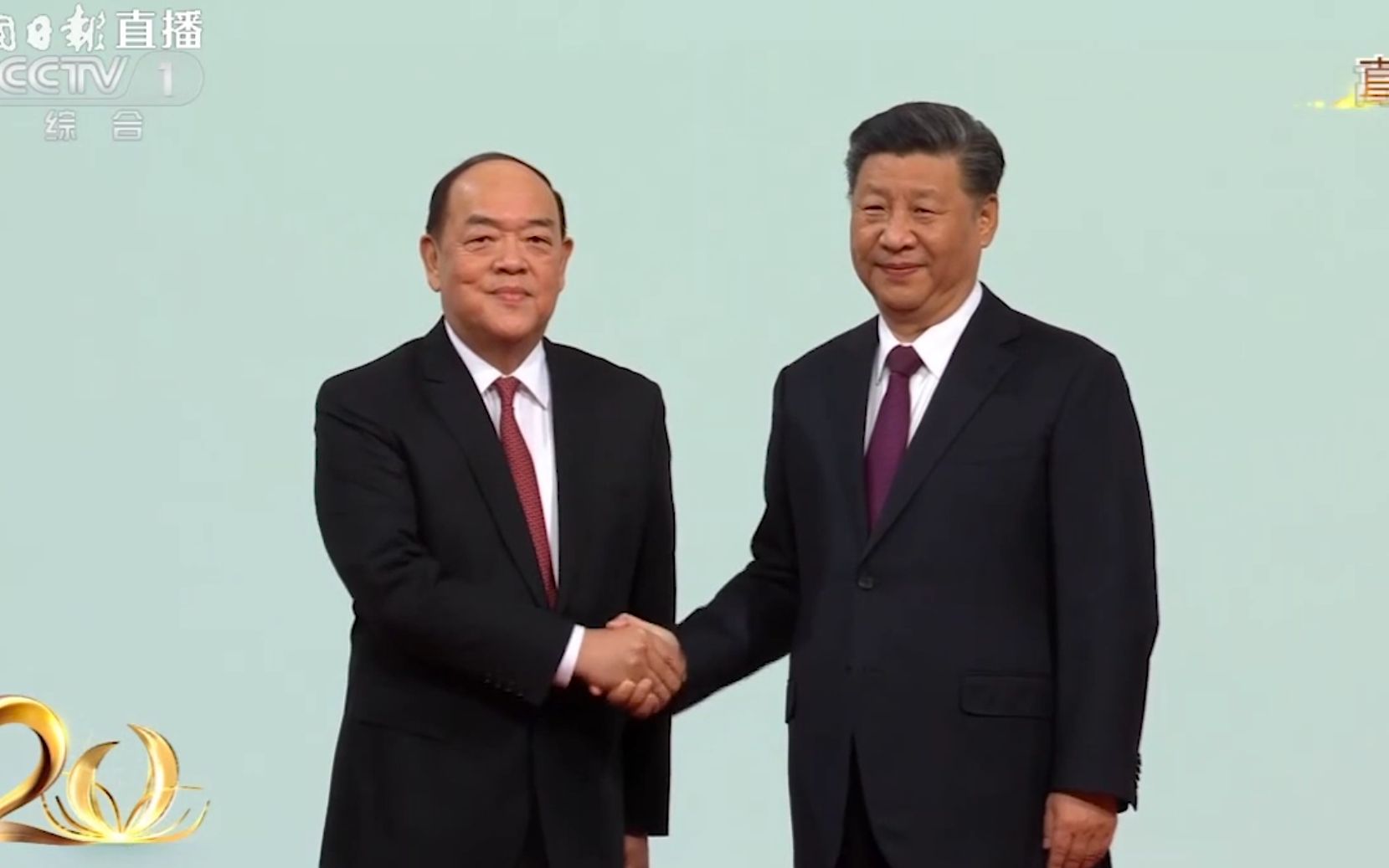 澳门特区第五任行政长官贺一诚宣誓就职