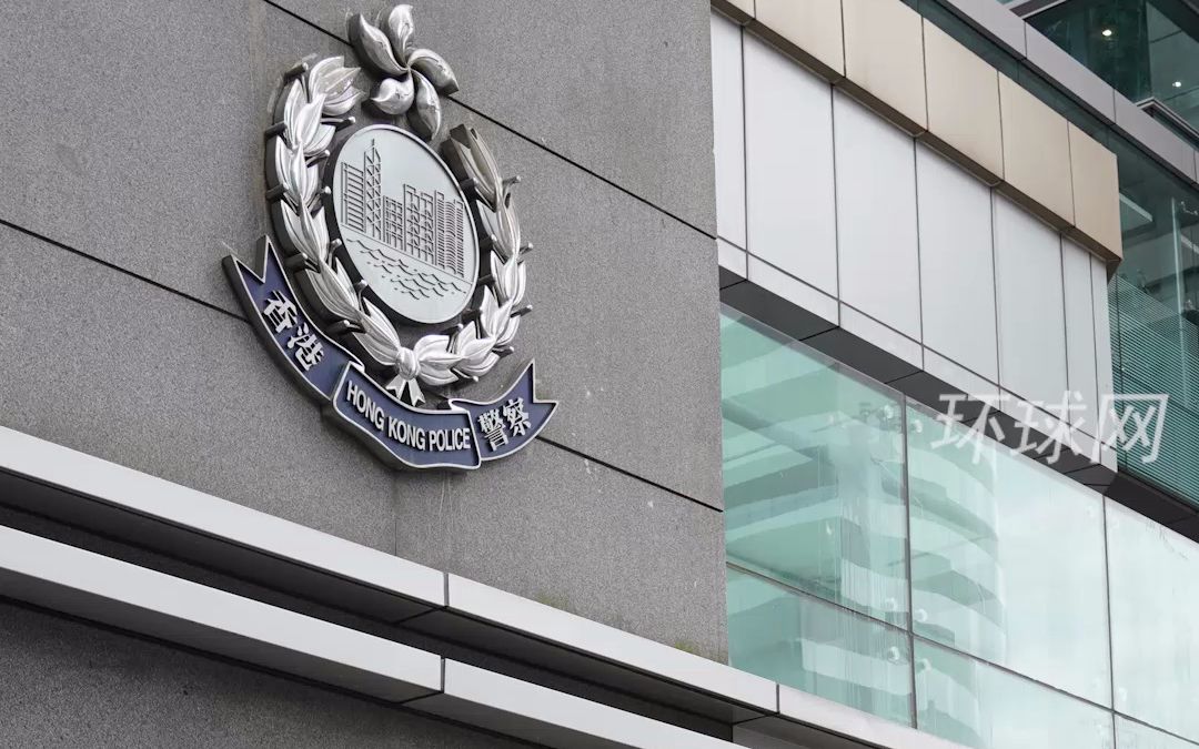 港警国安处拘捕一名63岁男子，涉网上宣扬“港独”及侮辱国旗国歌