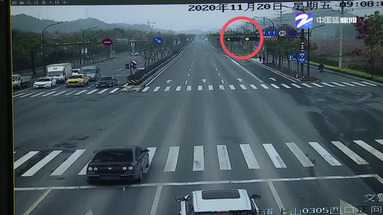 上了临时牌照就这样？ 3分钟内连闯3个红灯扣18分