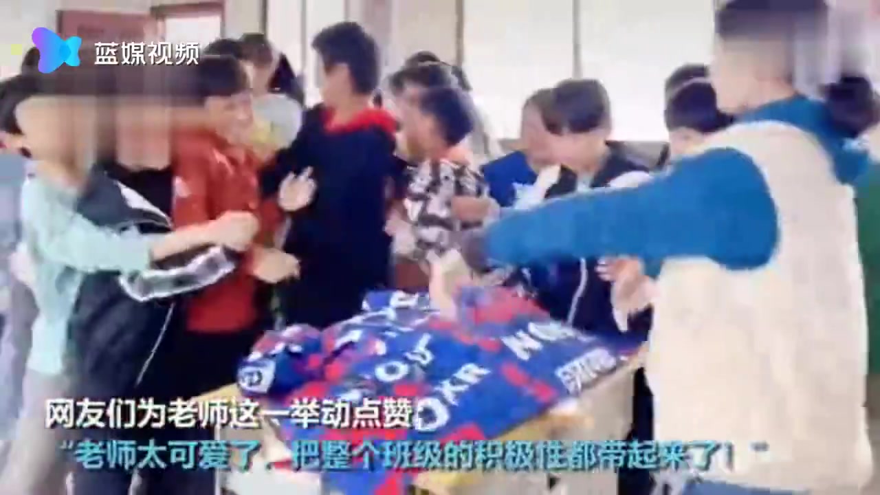 仪式感满满！戏精班主任带领全班庆祝获奖：净手剪彩揭幕