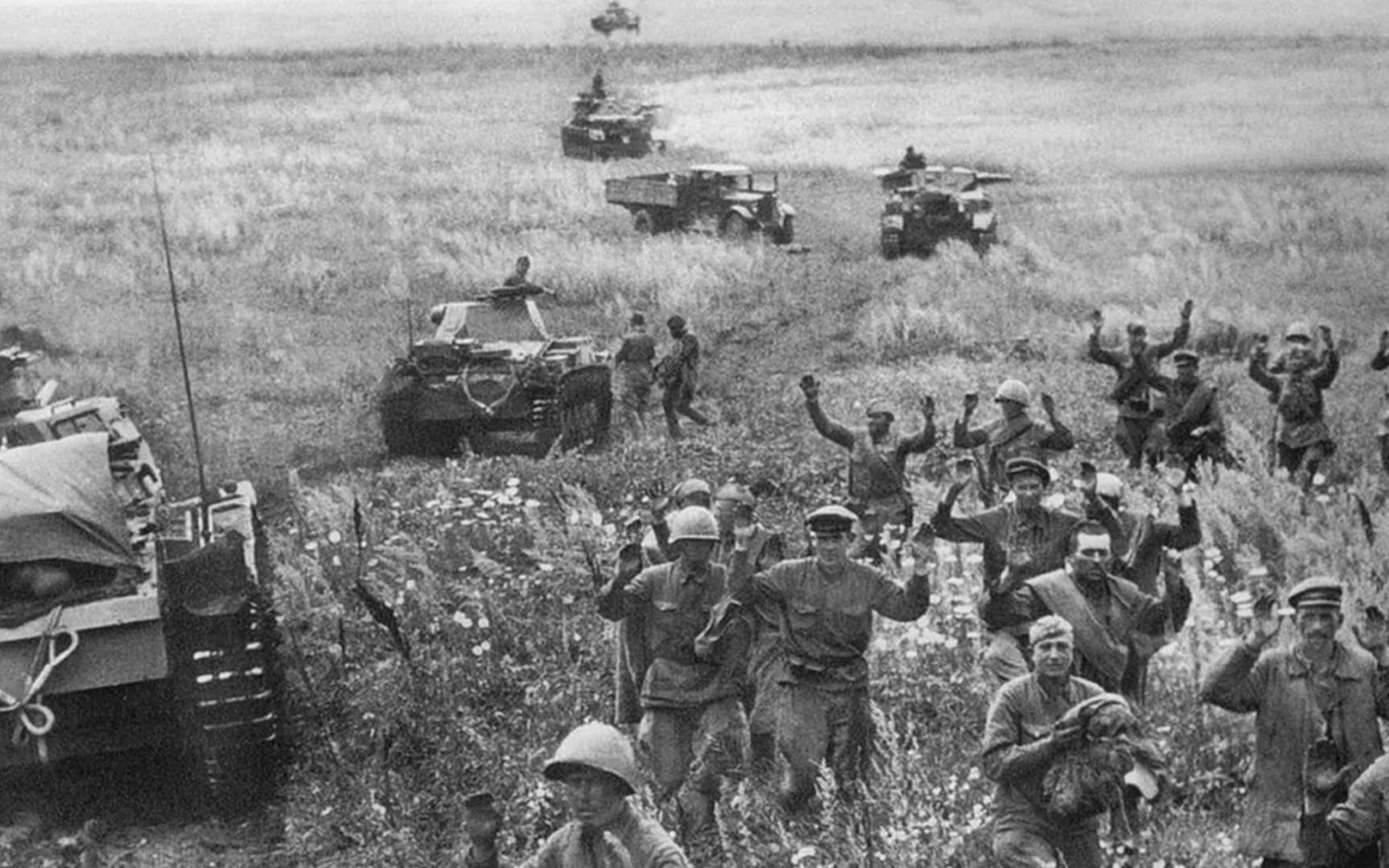 66万士兵被俘！81年前战斗民族在基辅损失惨重，仅2万人成功突围