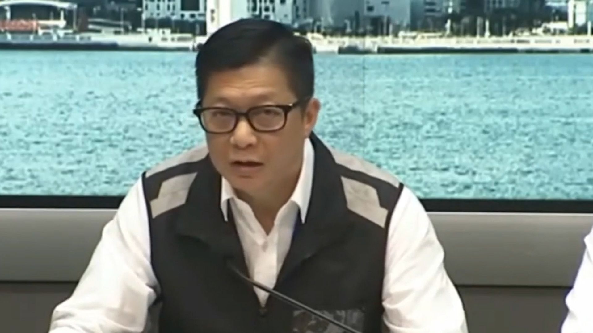 港府：香港发生水浸与深圳排洪无关，提前45分钟收到通知