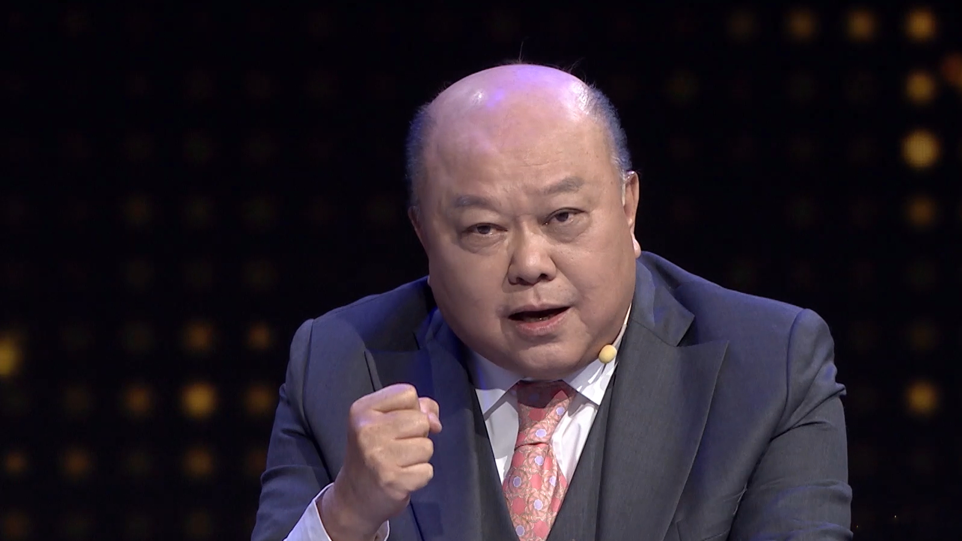 李胜峰：美国用“狗链”拴住台湾，“台独”却认为是“安全保障”