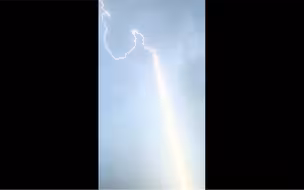 太震撼了！中科院大气所引雷实验画面曝光，宛如科幻片现场！