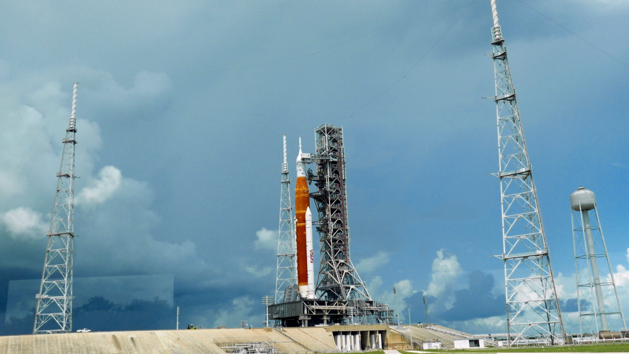 NASA又“鸽”了：探月火箭发射再延期