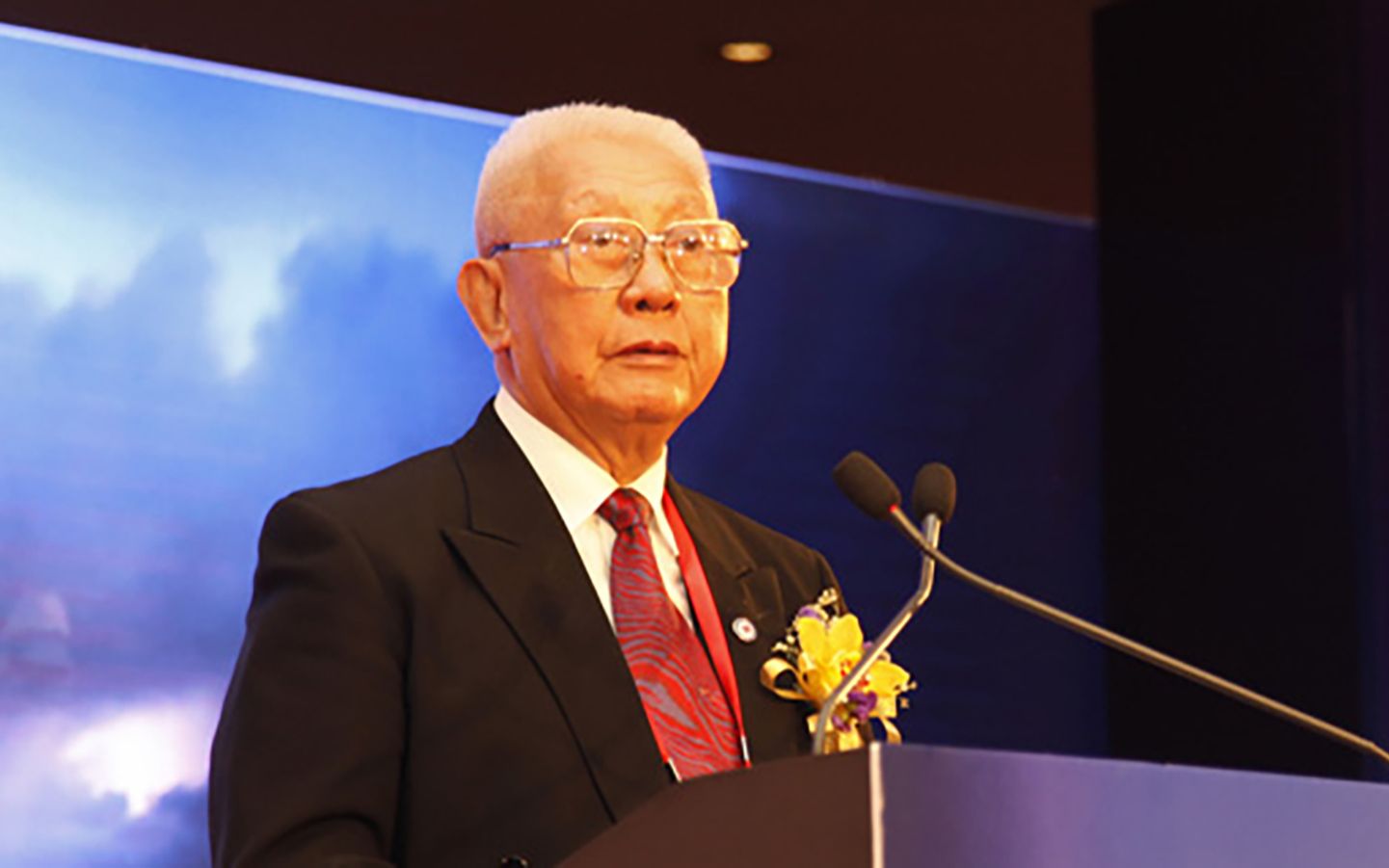 高喊“我是中国人”，台退役军官陈廷宠遭民进党当局威胁被迫辞职