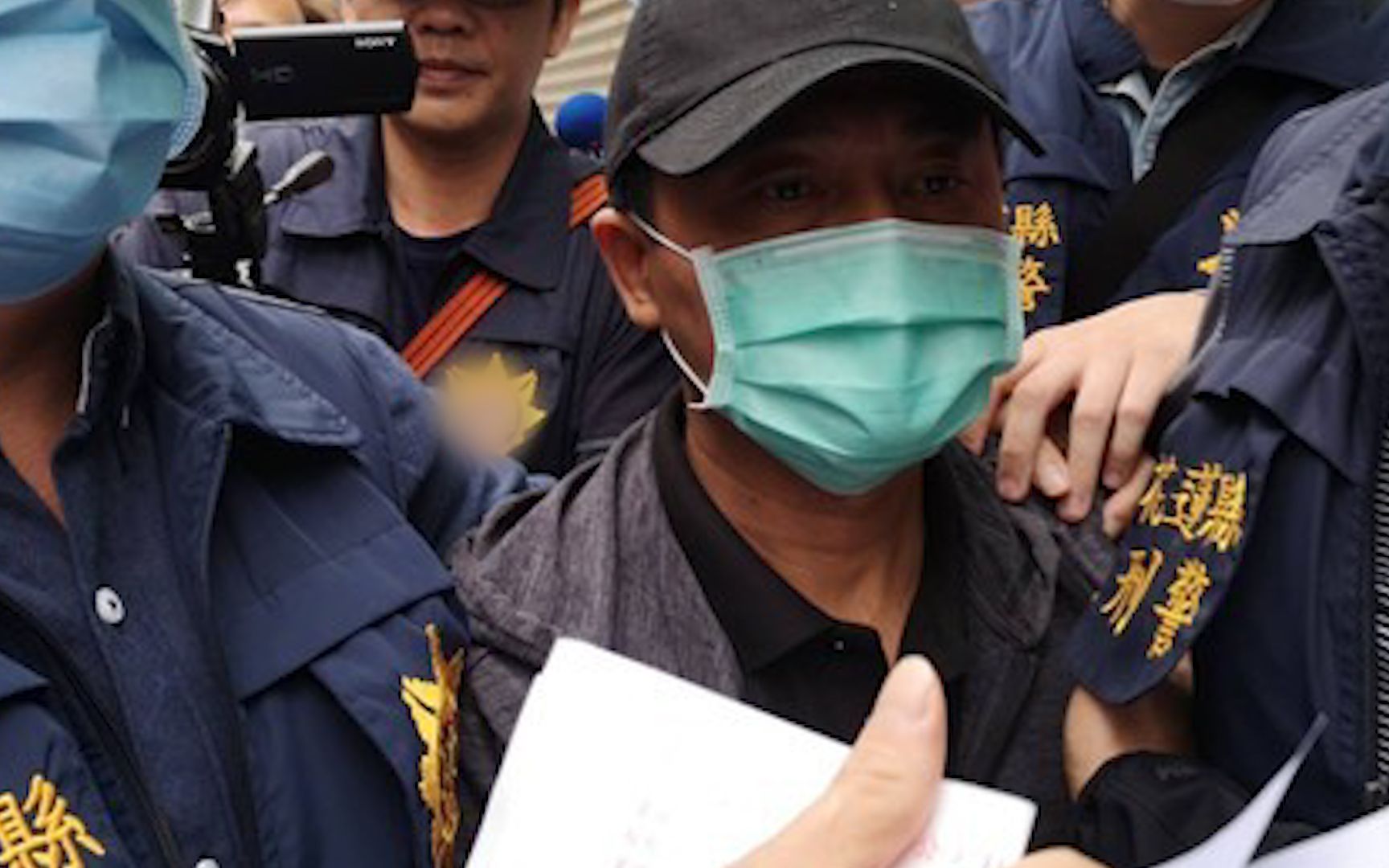 台铁事故责任人保释撤销被带走 当事人首度公开面对镜头发表声明
