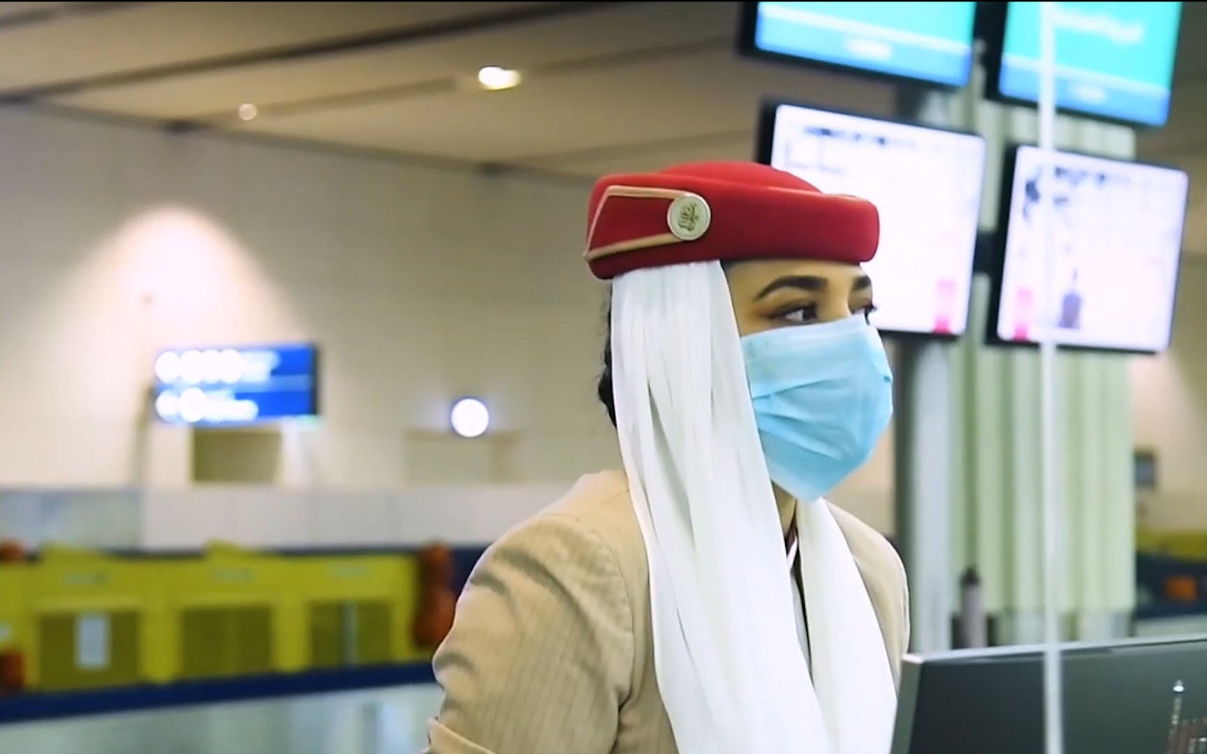 阿联酋航空大酬宾：乘客若染新冠身亡可获百万，包丧葬