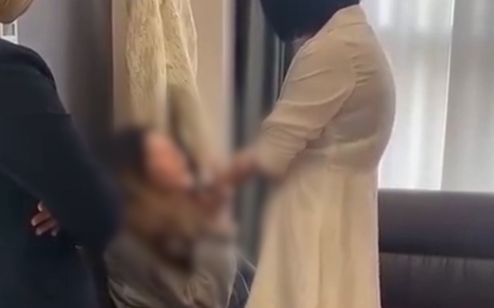 疑女孩整容失败维权反被整形医院恐吓殴打：你能活着走出济南？