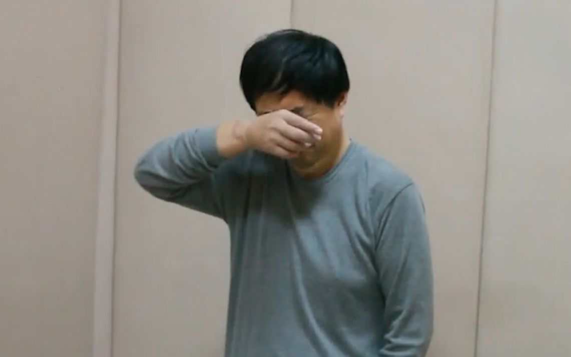 山东一干部被“双开”，现场痛哭忏悔：禁不住物质金钱的诱惑